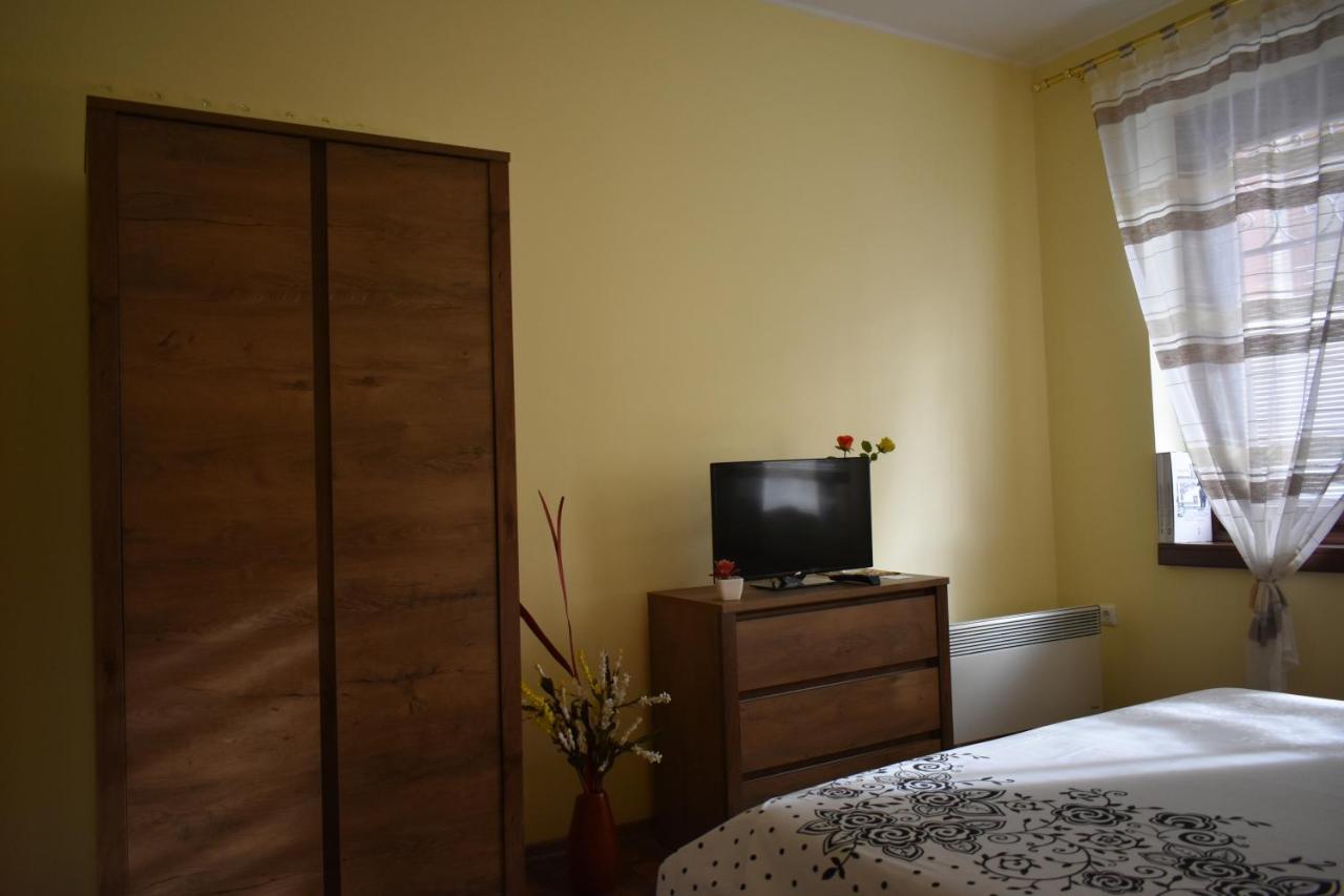 Apartment Honey Free Parking Сараєво Екстер'єр фото